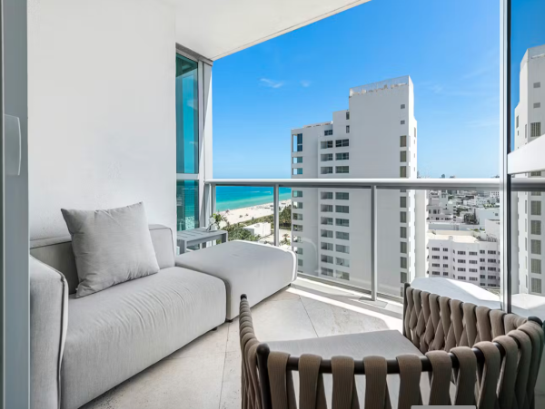 Luxury South Beach Rentals - Oceanfront Balcony, 3 Pools & Spa Access
